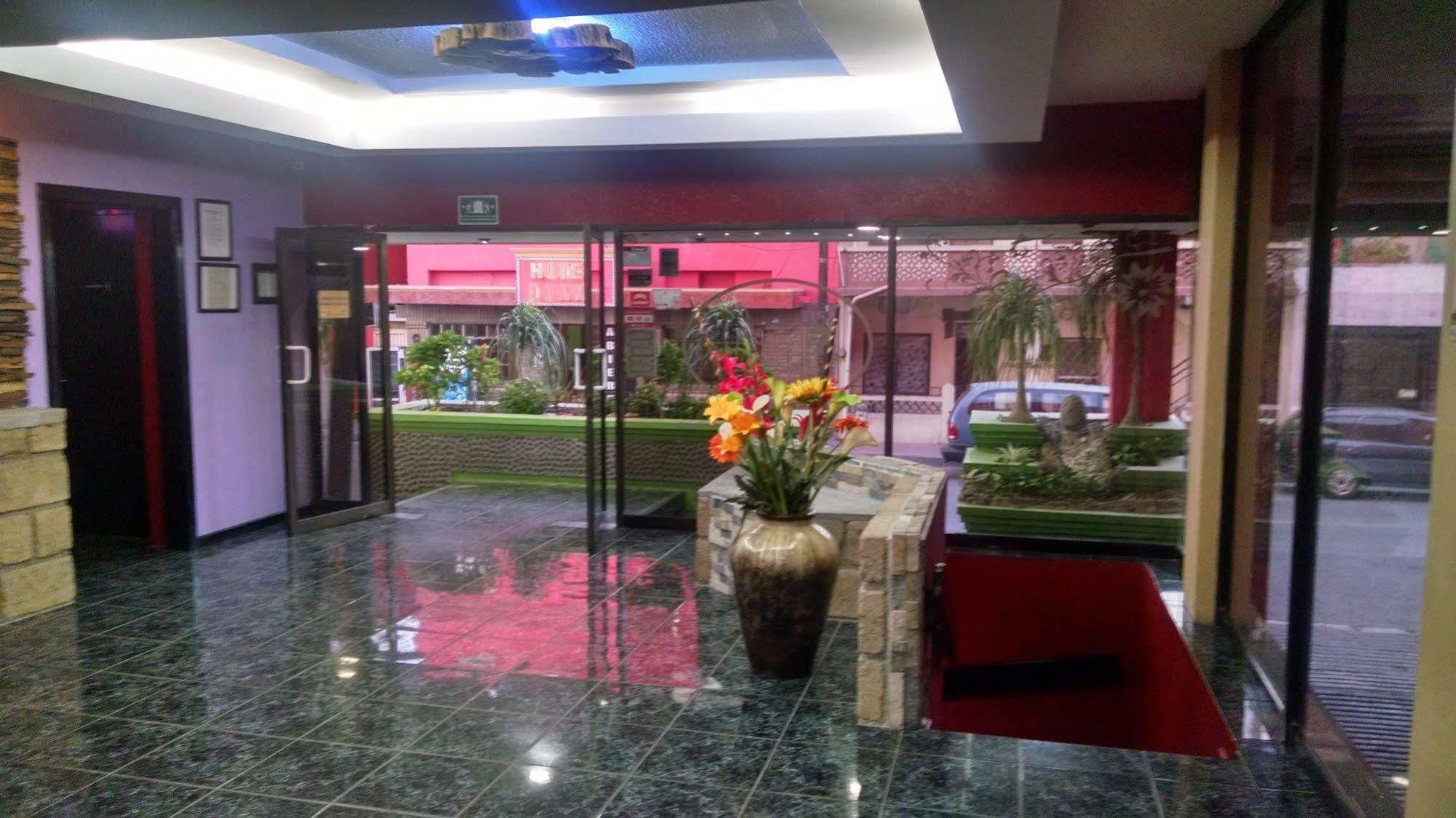 Hotel La Silla Μοντερέι Εξωτερικό φωτογραφία